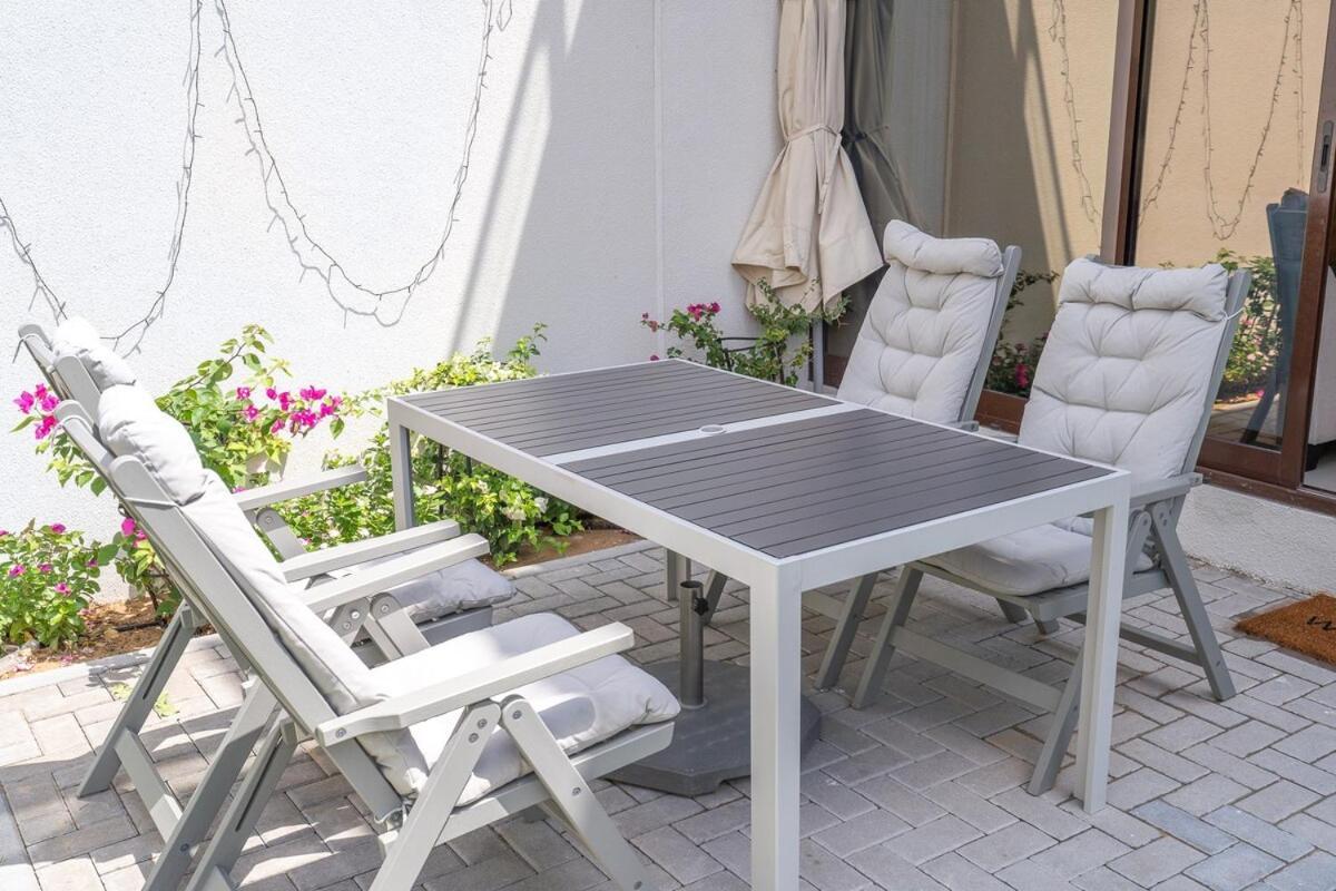 Lovely 3-bedroom At Senses With Modern Comforts In Wadi Al Safa